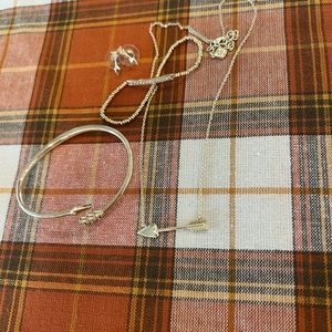 Kendra Scott Zoey 4 piece jewelry set ( necklace, earnings, & 2 bracelets)